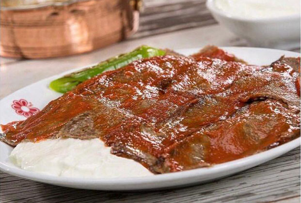Döner with Yogurt Sauce and Butter