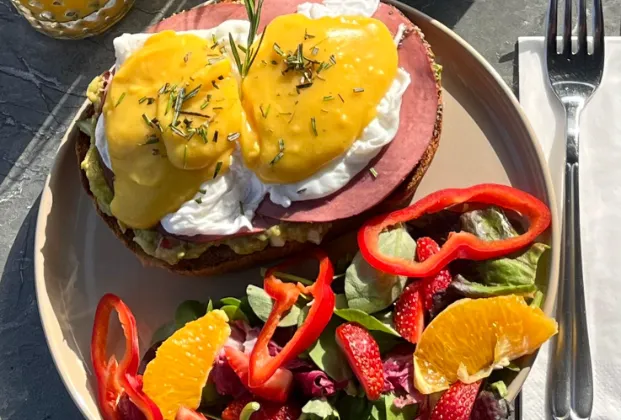 Eggs Benedict