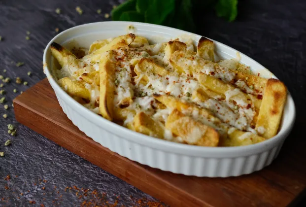 Potatoes with melted cheese