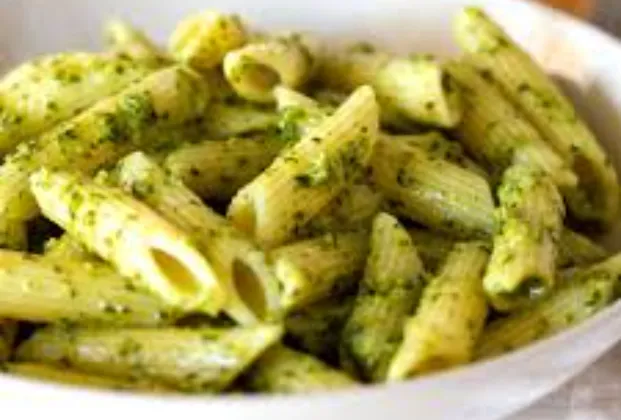 Penne with Pesto Sauce