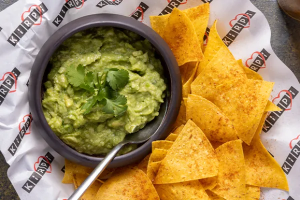Avocado Dip & Nachos