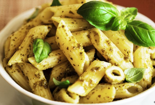 Penne with pesto sauce