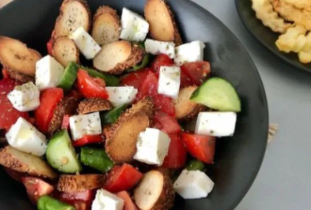 Breakfast salad
