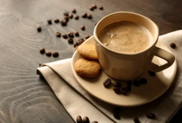 Filter Coffee with Milk