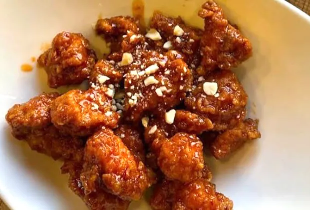 Sun Gan boneless chicken with special soy sauce