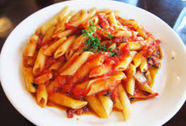 Pasta with tomato sauce
