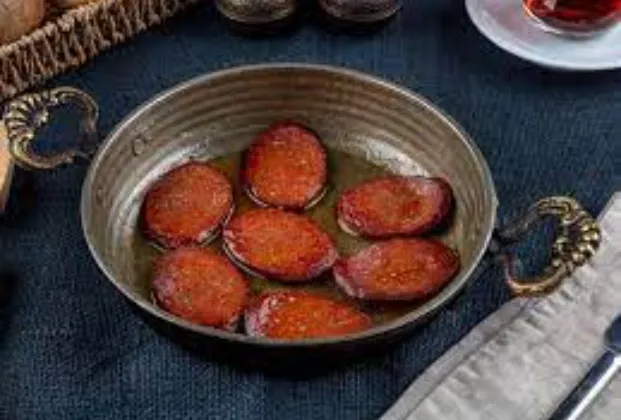 Pan-fried sucuk