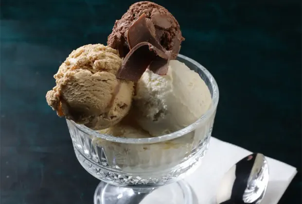 Mövenpick ice cream (1 scoop)