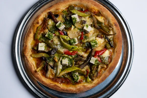 Tofu cheese pizza