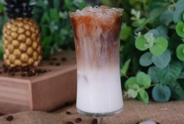 Iced Caramel Latte