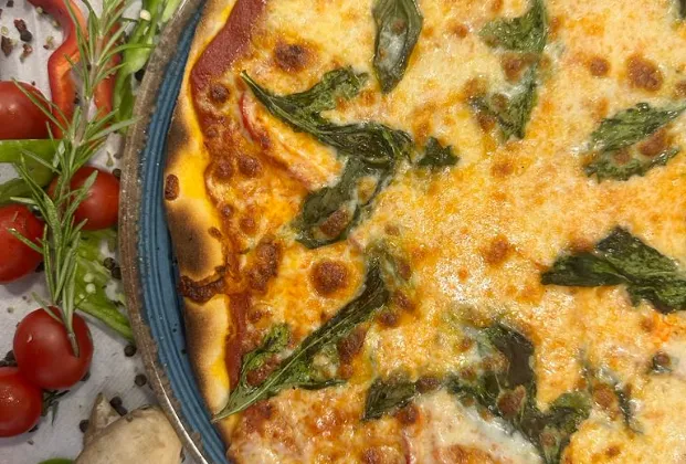 Mediterranean Pizza