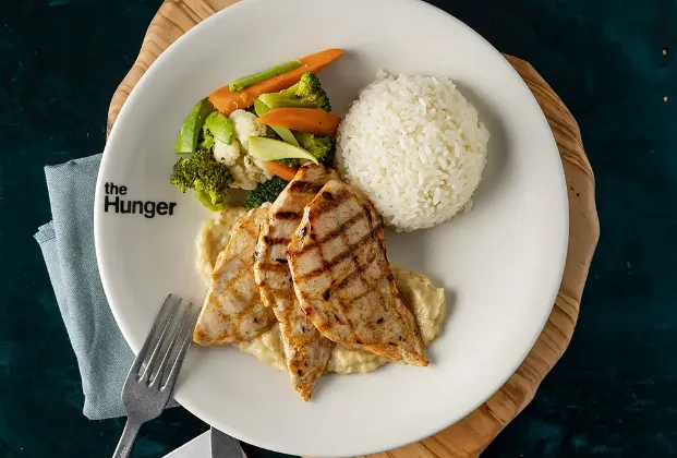 Chicken külbastı with beğendi