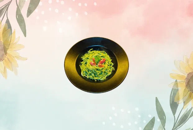 Spaghetti with green sauce