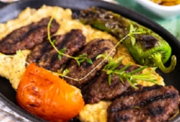 Köfte with Beğendi