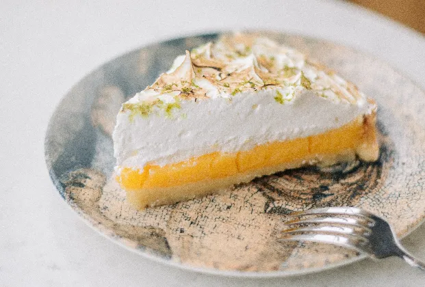 Meringue Lemon Tart