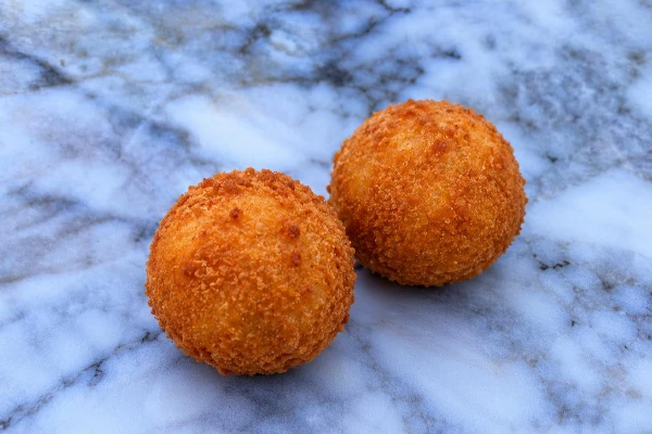2 Cheddar Balls