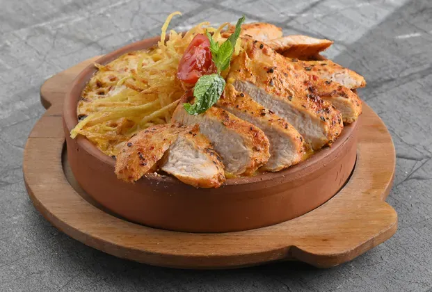Grilled Chicken Mac and Cheese