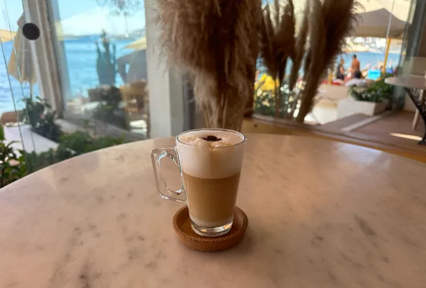 Flat white
