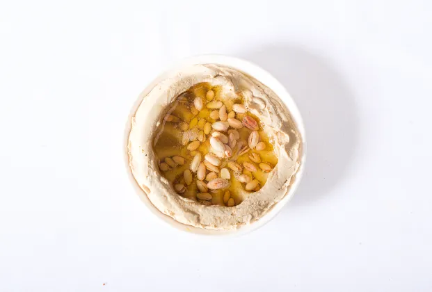 Hummus (With Butter, Pistachio)