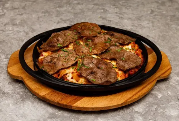 Sedani with beef ribeye