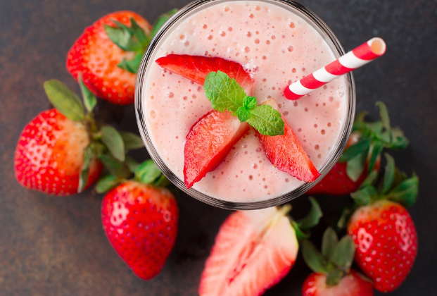 Strawberry Milkshake (16oz.)