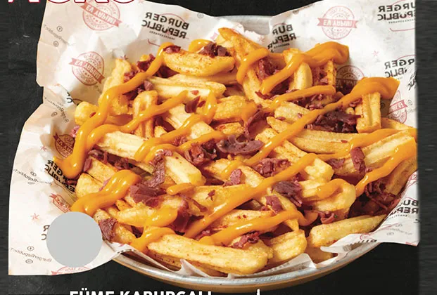 Smoked rib and cheddar fries