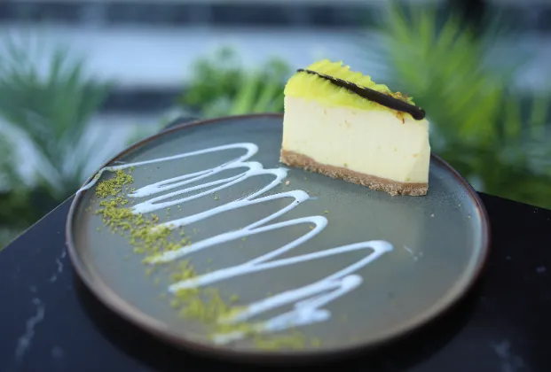Lemon cheesecake