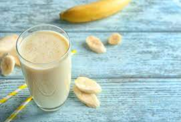 Banana milkshake