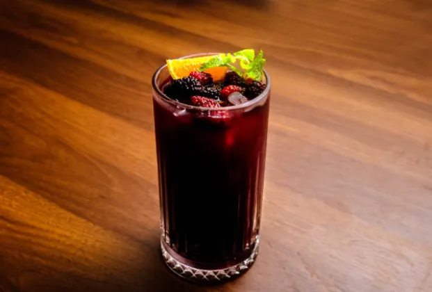 Black mulberry juice