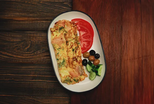 Smoked salmon omelette