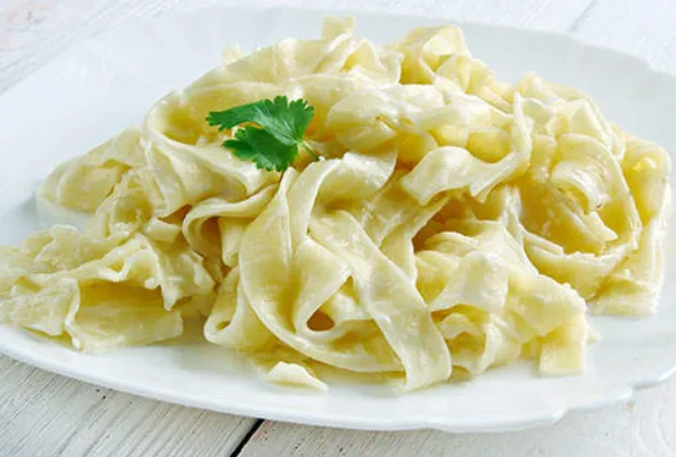 Fettuccine with Curry Sauce