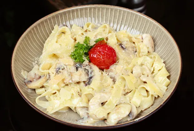 Chicken Fettuccine Alfredo