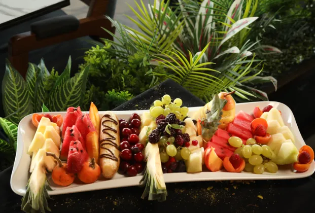 NOVA Fruit Platter (serves 4)