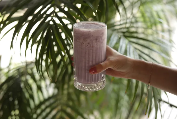Granola Berry Smoothie