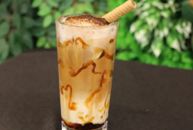Iced Salted Caramel Macchiato