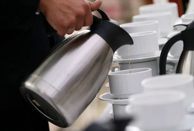 Pot of tea (9–10 glasses)