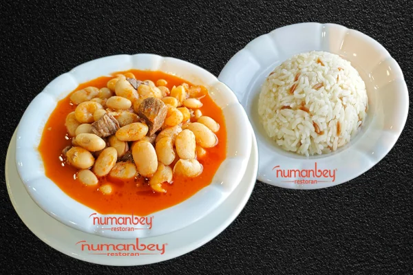 Turkish white bean stew with meat and rice