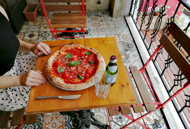 Azzurro Pizza Napoletana