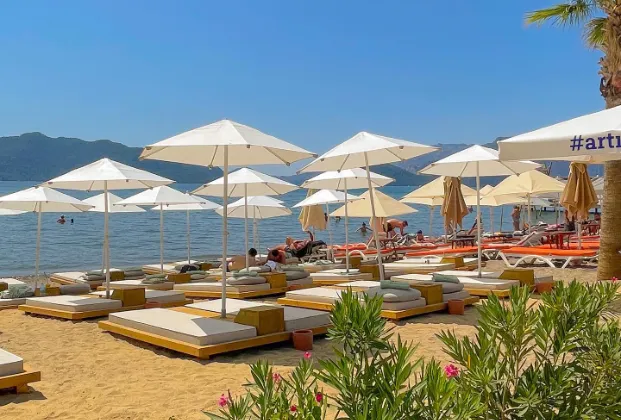 Quum Beach - Lounge