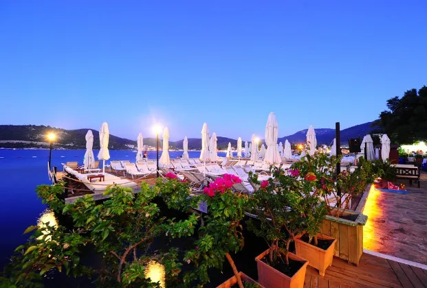 Maritim Hotel & Beach & Bar