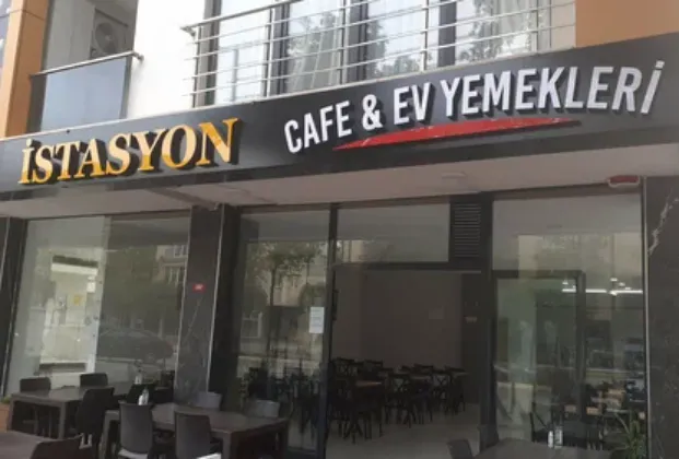 İstasyon Döner