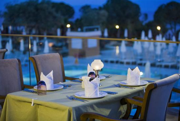 Ramada Hotel Kuşadası Snack