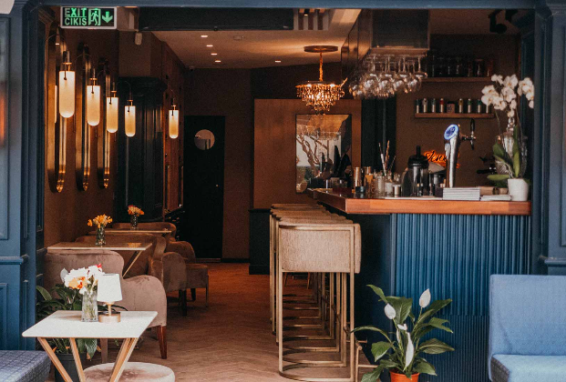 Jewel Lounge Bar
