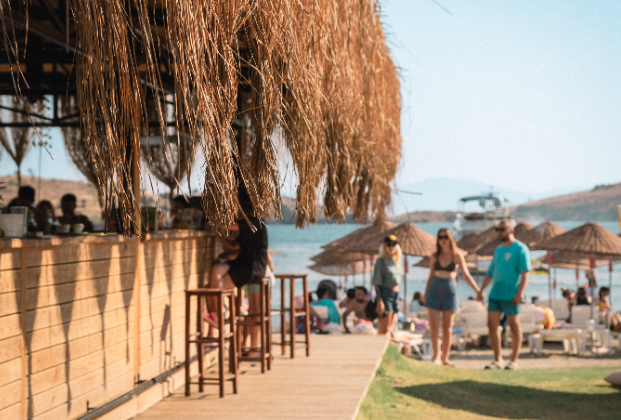 Q Beach Club Foça