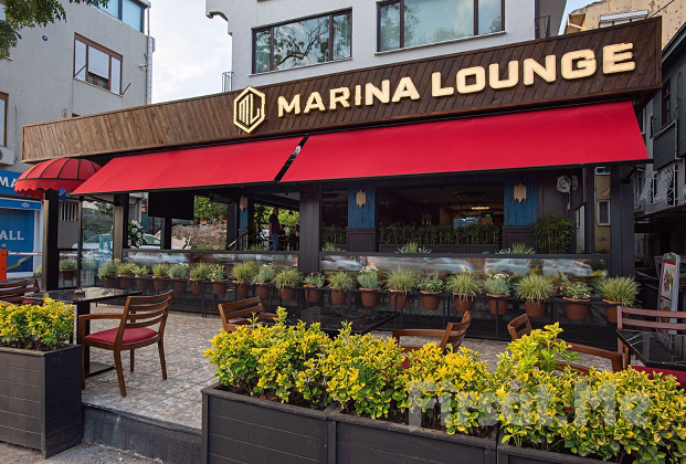 Marina Lounge
