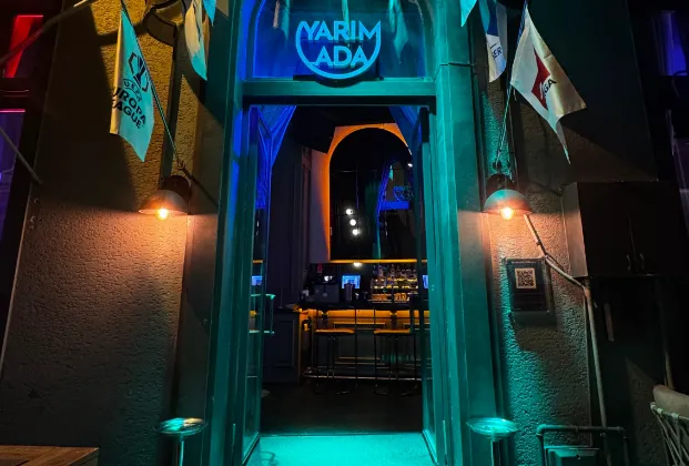 Yarım Ada 1