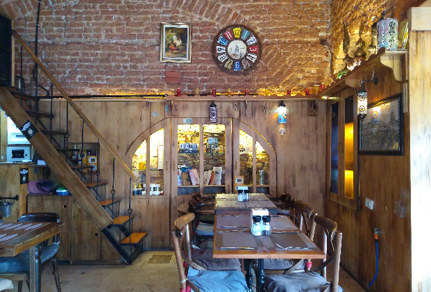 Tarihi Karaköy Tavukçusu