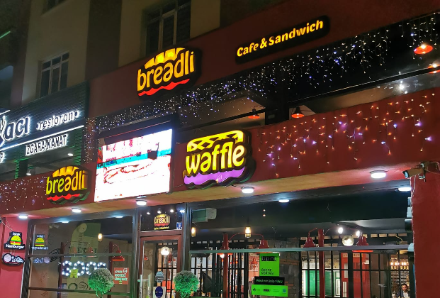 Breadli Cafe & Sandwich