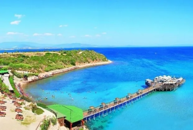Mocha Beach Club