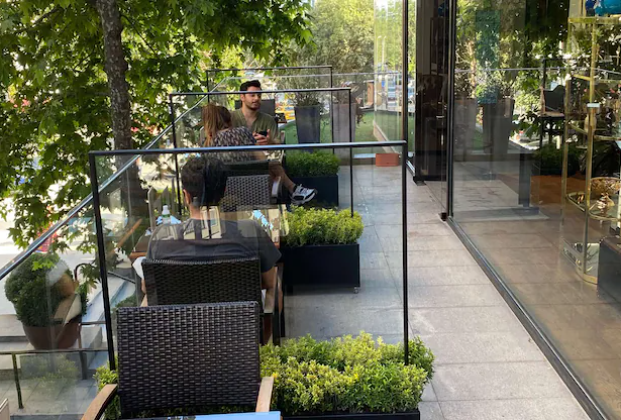 Hiref Cafe & Bistro